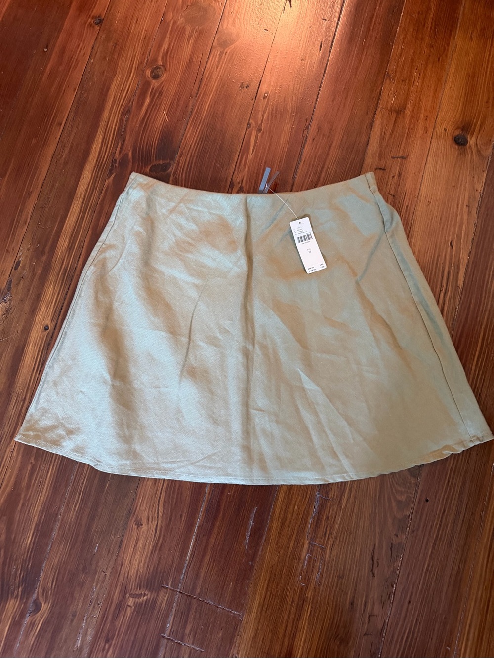Classic Skirt in Light Sage Green